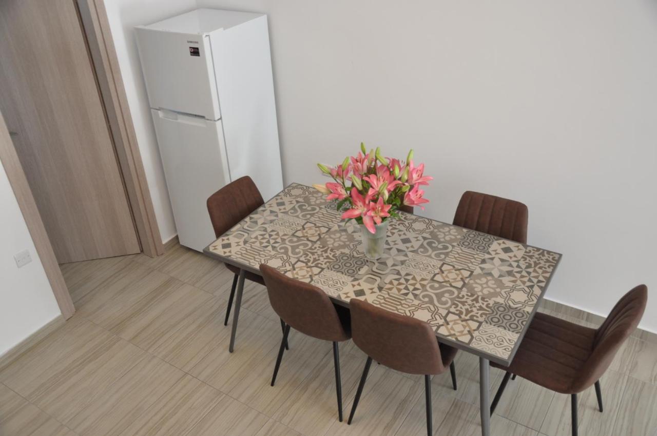 Lux Galatex Apartment ลิมาซอล ภายนอก รูปภาพ